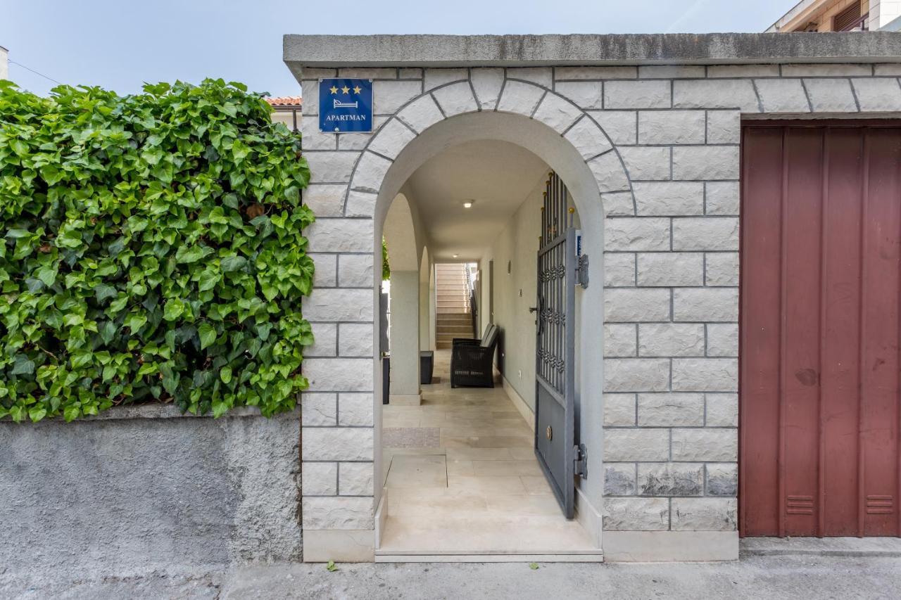 Garden Apartment Dina With Free Parking Split Dış mekan fotoğraf